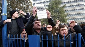 Guvernul isi reface tema! Rescrie proiectul sporurilor de salarizare!