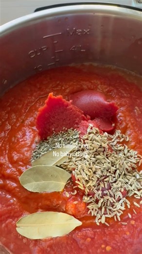 Instant Pot Spaghetti Sauce (No More Simmering for Hours)