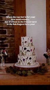 So apparently you’re supposed to freeze your wedding cake and eat it on your anniversary? 🤔 Did anyone actually do this? Pretty sure it worked better when everyone had fruitcake… not a vanilla sponge & buttercream next to the frozen peas 🥶🍰 #weddingcake #weddinganniversarycake #firstanniversary #weddingtradition #diyweddingdress | The Wedding Planning Lounge