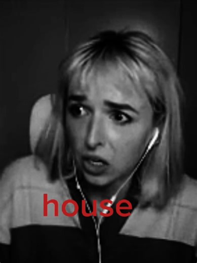 Jenn McAllister's Scary Kiosk Moment