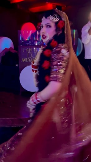 Alex_ poison_Beauty on Instagram: "@rose_model__poison_beauty 😍😍🌹🌹"