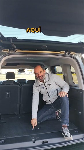 TOYOTA PROACE CITY VERSO trunk ⭐ The van clone of the Rifter and Berlingo ⭐