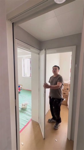 Whoever came up with this dual-purpose door design is truly brilliant! #homedecor #decoration #doors