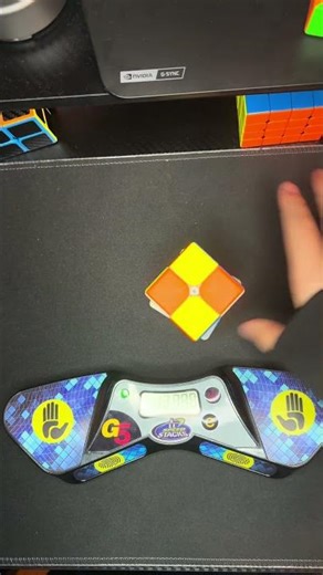 One-handed 2x2 solve