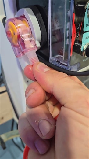 Quick tip for an easy way to get your dosing tube all the way into the dosing head. #hydros