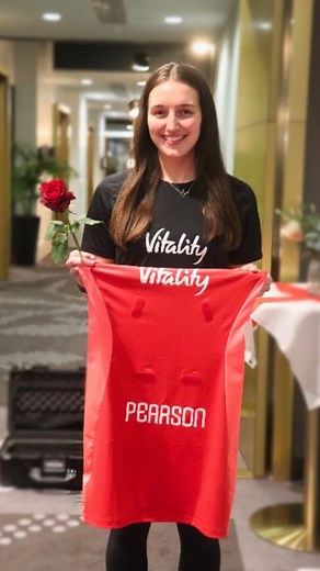 England Netball on Instagram: "Special moments with a special team 🌹❤️ Watch the Vitality Roses face the Origin Australian Diamonds at 10am UK time on Thursday 19 September live on @skysports and Sky Sports YouTube (UK viewers) and NetballPass (international viewers*)! 📺 🌍 *geographical restrictions apply #VitalityRoses #EnglandRoses #Netball #Team"