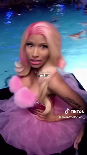 Justin Bieber and Nicki Minaj Beauty and a Beat Music Video