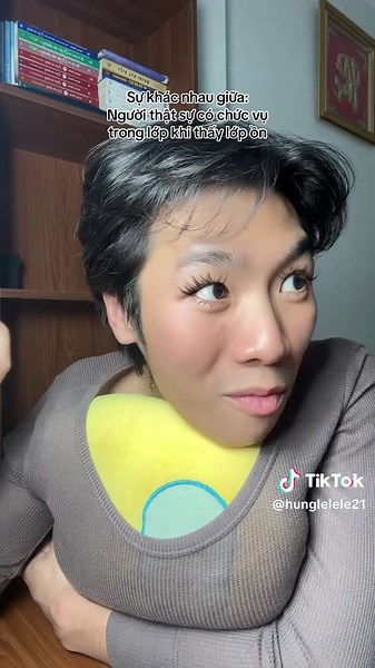 Sự Khác Nhau Giữa Lớp Trưởng và Học Sinh Thường