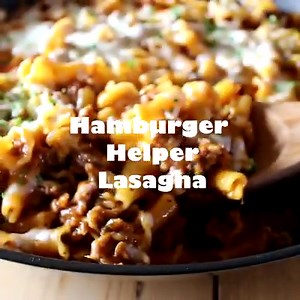 Hamburger Helper Lasagna is so much better than the box stuff! And so easy to make!! http://dinnersdishesanddesserts.com/homemade-hamburger-helper-lasagna/ | Dinners, Dishes and Desserts