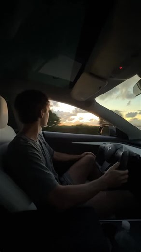 Jack Norman on Instagram: "the cure to male depression #running #runner #healthylifestyle #health #lifestyle #college #fau #sunrise #beach"