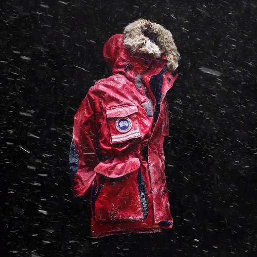 The Snow Mantra Parka: it's been called the warmest coat on Earth, and was originally developed for people living in the harshest northern regions. This one's an icon http://bit.ly/2Cx0skG | Canada Goose