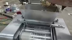 Hot Sale Mini Hotel Soap Making Machine Plodder Extruder with New Motor for Hotel Laundry Bar Soap Production