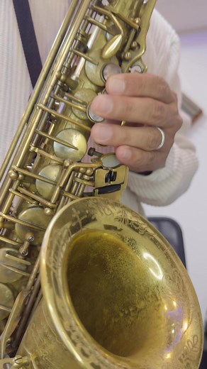 High notes 😍 Altissimo #saxlick G Blues#music #musician #sax #reel #newreel #cristianromerosaxofonista #cristianromeromusic #saxofon #altosax #saxophonist #saxophoneplayer #altosax #highnotes #altissimo #follow #followme #thegrowlingsax #mylegere #splittone #efectos #blues #saxlick | Cristian Romero Saxofonista