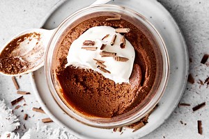 The Easiest Chocolate Mousse Dessert (Just 4 Ingredients!)