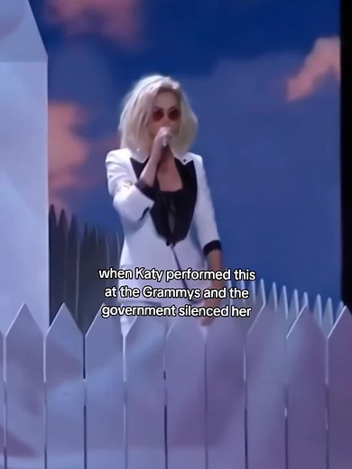 Katy Perry's Underrated Grammy Performance