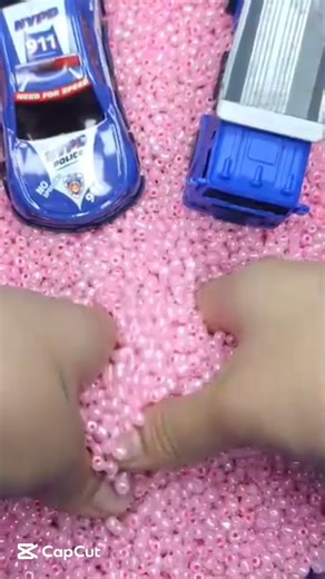 Join Lightning McQueen, Mater, Guido as they welcome a new racer to Radiator Springs!-24