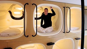 I stayed in a capsule hotel in Tokyo!
