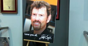 'Alabama' band member Teddy Gentry shares memories of lifelong friend and bandmate, Jeff Cook