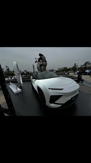 AIQAR Lanzamiento Global EQ7