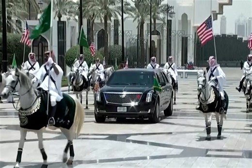Arabian horses escort Trump’s motorcade after arriving in Saudi Arabia