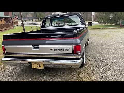 1986 Silverado SQUAREBODY C10 with 350 and Lunati Bare Bones Cam