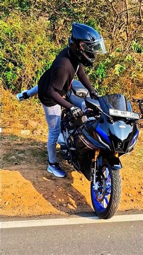 "टैलेंट की कोई कमी नहीं है, बस दिखाने का तरीका थोड़ा अलग है! 😎🔥" #ridernani #r15m #smartphone