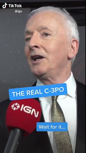 Anthony Daniels Playing Piano with the Force!