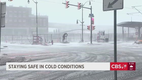 Experts advise how to stay safe in cold weather conditions
