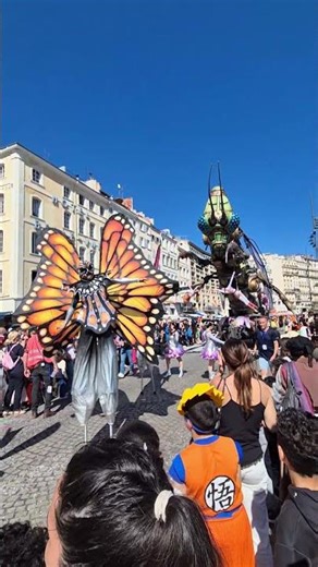 Défilé, parade au Vieux-Port, carnaval de Marseille 🎉🎊
