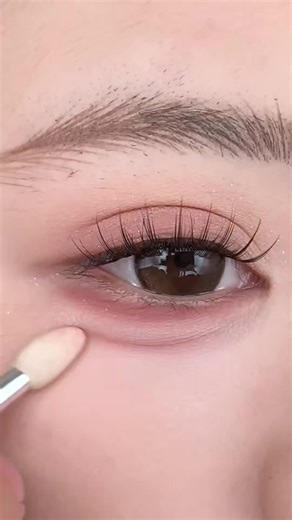 Foolproof Eyeliner for beginners #beginners #eyeliner #eyelinertutorial #eyelinerhack #makeup