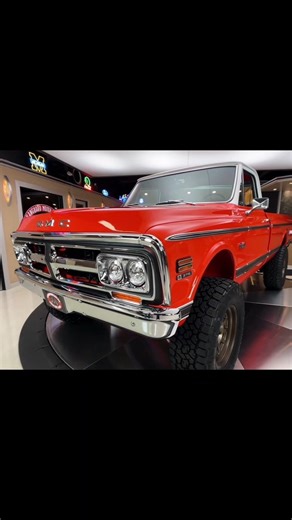 4x4 1972 GMC CK Pickup #4x4 #oldcarreform #mustang