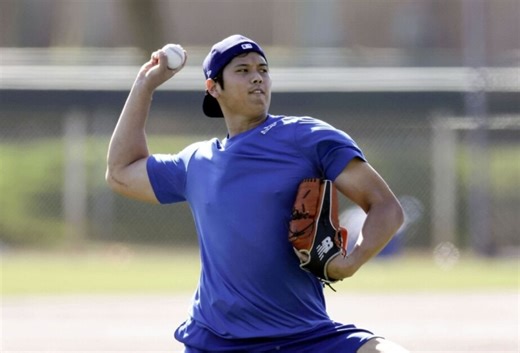 Dodgers Spring Training Videos: Shohei Ohtani, Yoshinobu Yamamoto & Dustin May Pitching