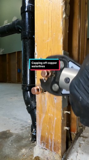 The Plumberlorian (@theplumberlorian) - Capping off Copper Waterlines to a Bar Sink