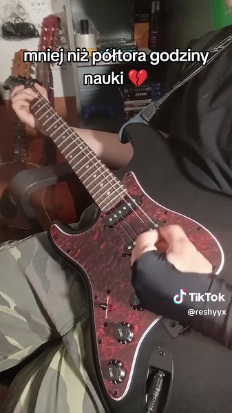 Master Guitar with 'Come As You Are' Chords