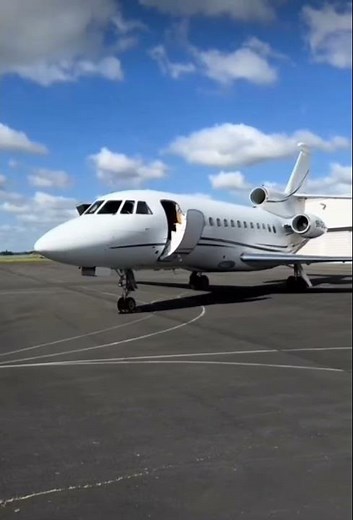 The Dassault Falcon 900. Book this jet now and experience the ultimate in luxury travel! 🛫🌍