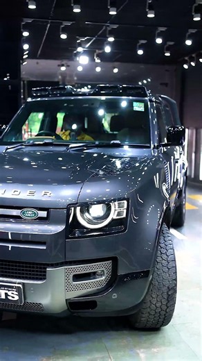 This Defender is now wrapped in Mr. Coats PPF for a finish that stays as strong as its presence.