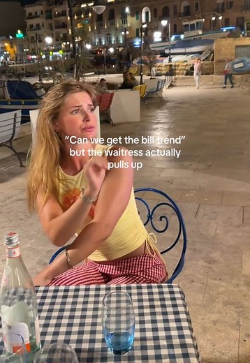 She got the message #funnymoment #funny #embarrassing #tiktoktrend #4u | Bill Trend