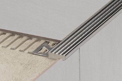 Schluter®-TREP-E/-EK | Slip-resistant Treads | Schluter