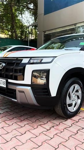 गाडी घेताय…?👀Memories capture करायला hyperplan_media आहे की ❤️🎥