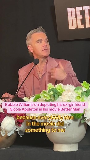 Robbie Williams Discusses Ex-Girlfriend Nicole Appleton