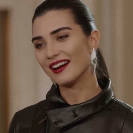 Tuba Büyüküstün