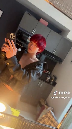 Hwang In Yeop and Kim Yoo Jung Inspired Mirror Selfies