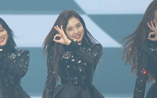 TWICE - YES or YES【4K】2019演唱会 TWICELIGHTS 首尔场