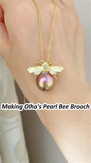 Is it a Bee 🐝 or a Fly 🪰? Tell me in the end!