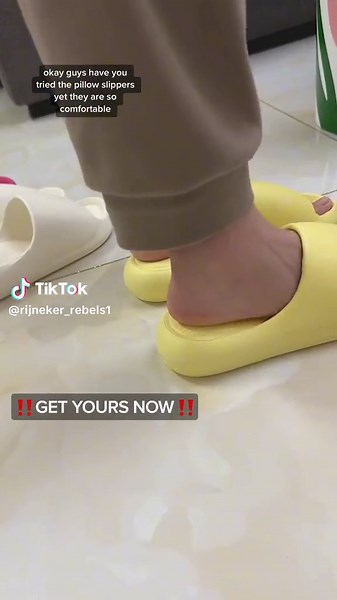 Convenient Cabinet Hooks for Tangle-Free Jewelry Organization