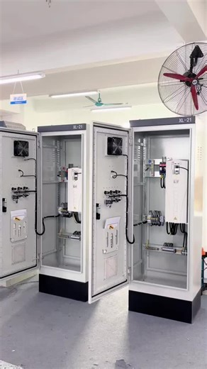 #schneiderelectric #siemenscontrolcabinet #systemintegration #controlcabinet #siemensenergy