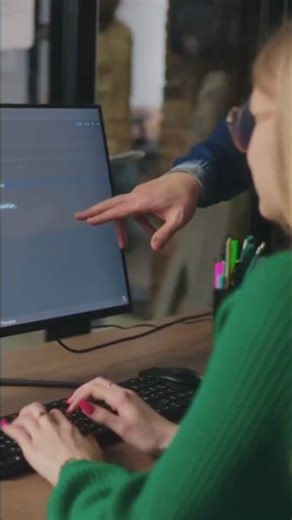 Python for Beginners: Easy Syntax, Powerful Analysis #shorts