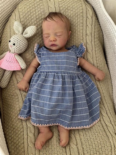Bébé fille prématurée reborn en silicone pour le corps entier - Fabriqué à la main avec certificat d'authenticité et ouverture de boîte de luxe - Etsy France