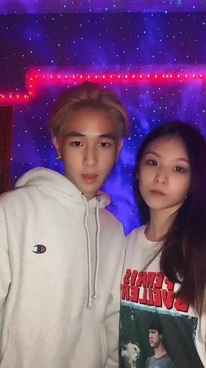 Fun TikTok Dance Fail with Hips Mishap