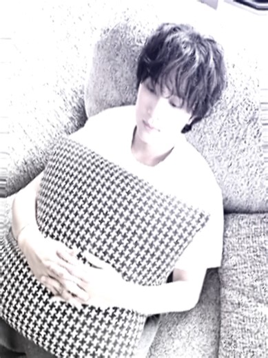 cu banget si yapper bf inie😣🤏 lee haechan bubble update today🐻 #crzy #sfs #gemini #leehaechan #leehaechan